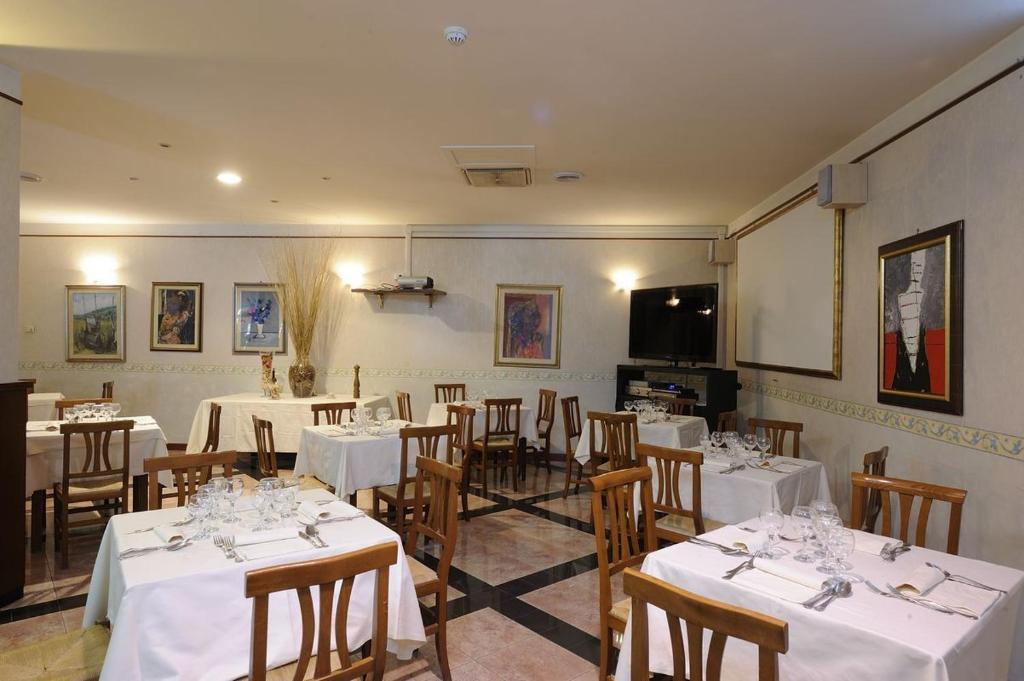Hotel Europa Norcia Extérieur photo